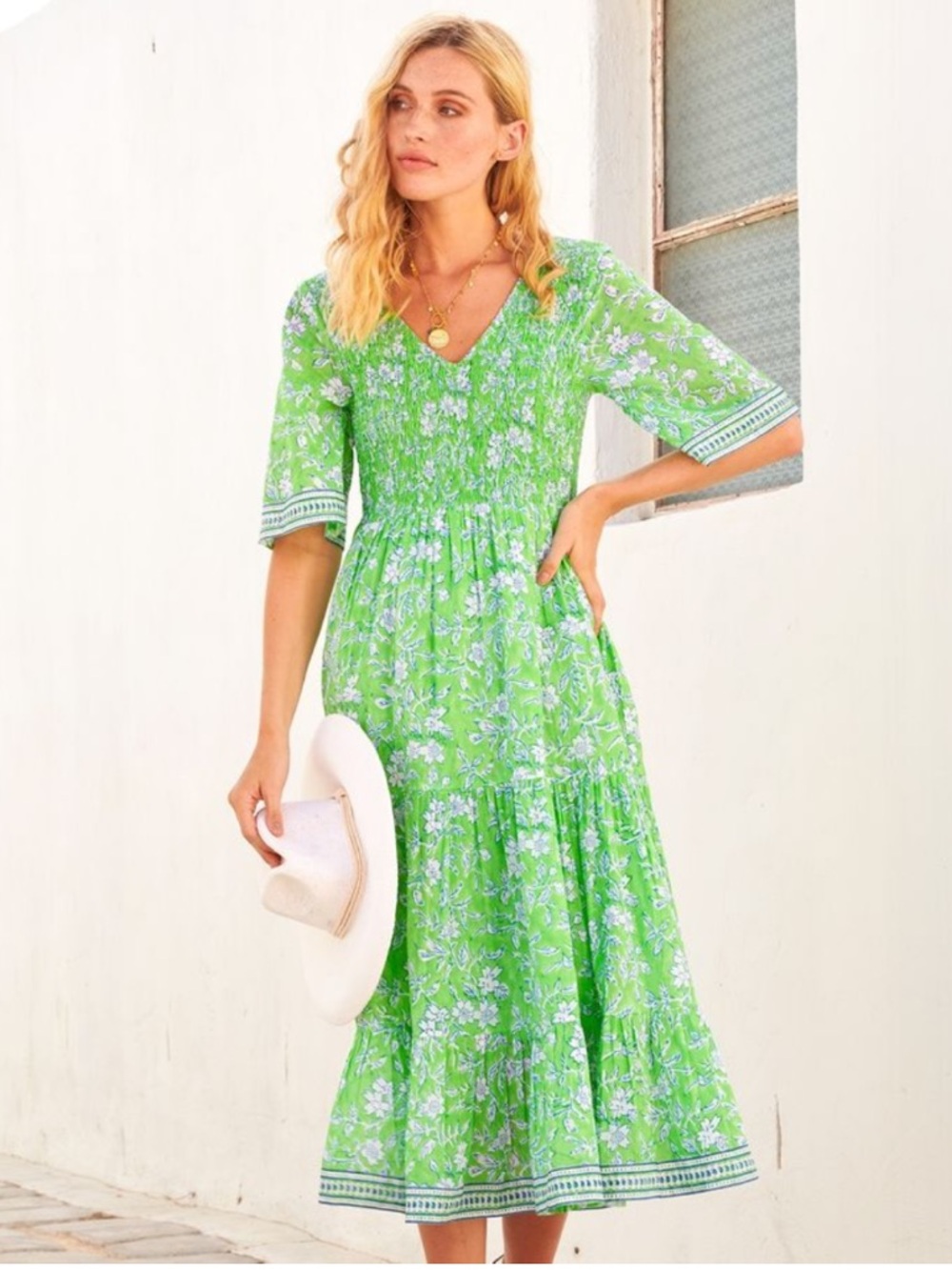 Aspiga Dress Alisha Midi in Green Apple Floral